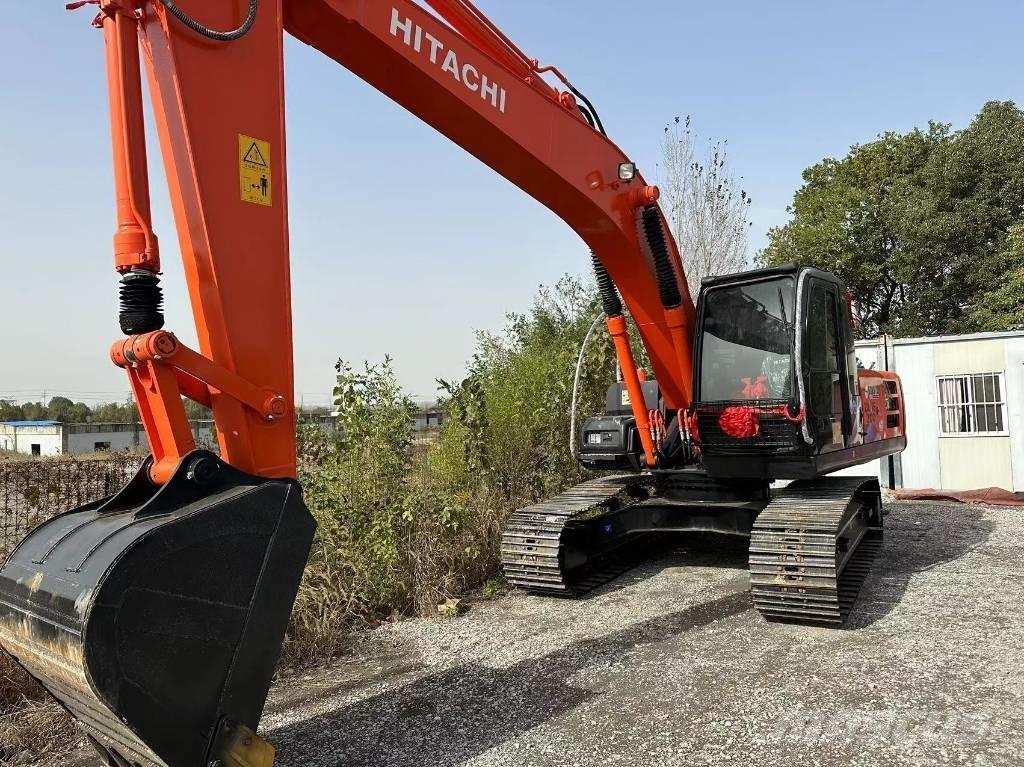 Hitachi ZX 200-6 Средни екскаватори 7т - 12т