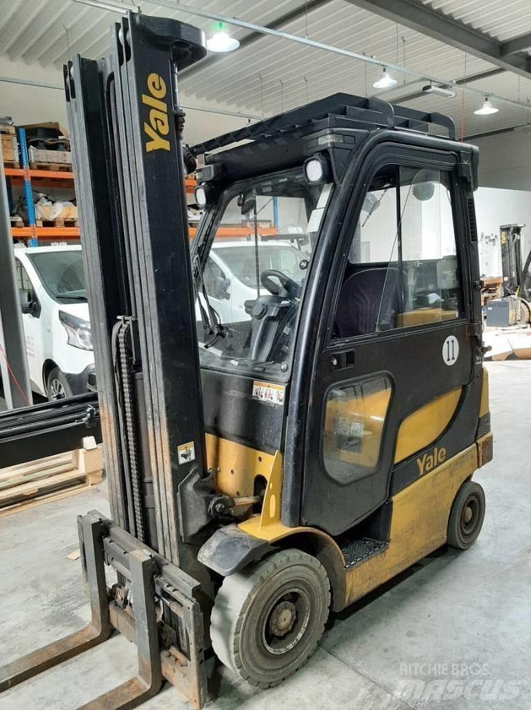 Yale GLP16VX Камиони с АГУ