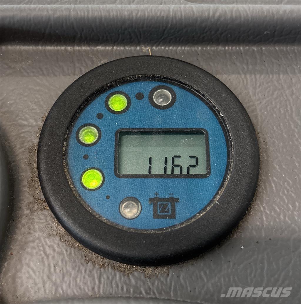 Atlet A160 Самоходни товарачи