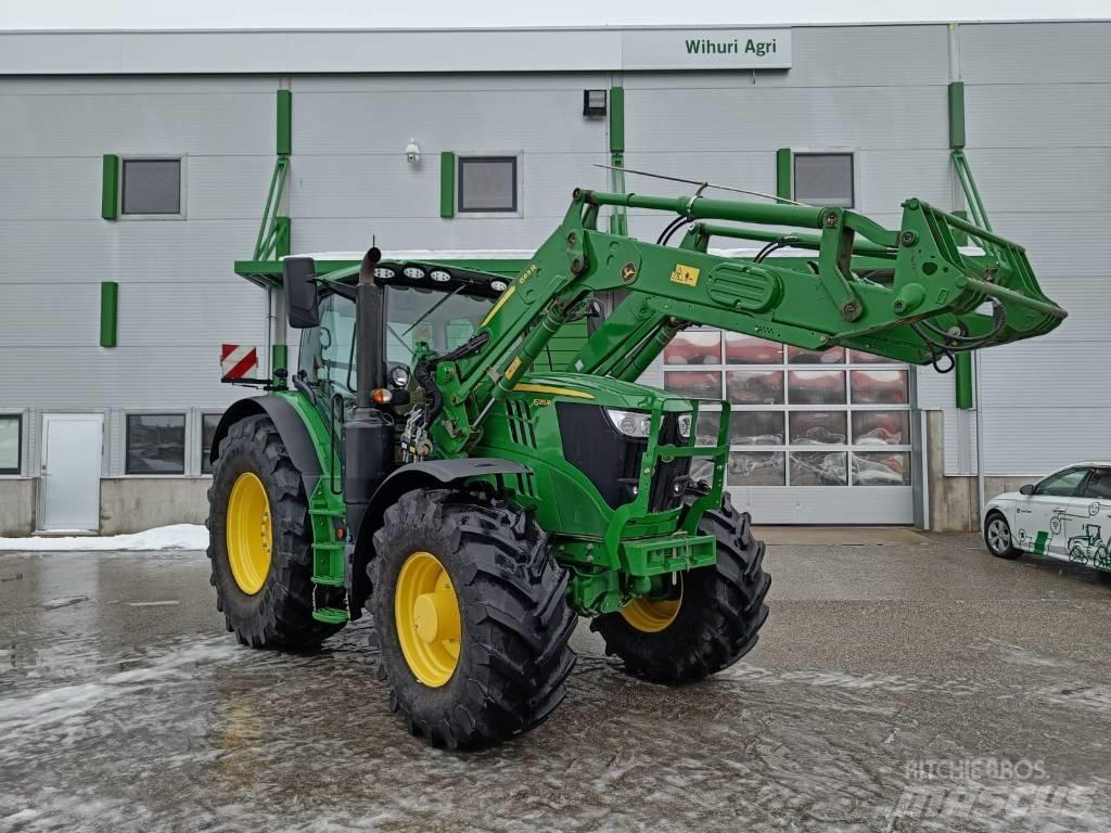 John Deere 6215 R Трактори