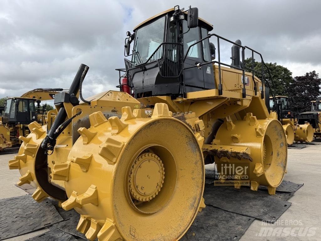 CAT 826 K Машини за опаковане на отпадъци