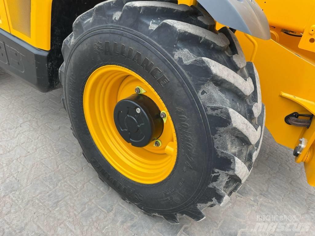 JCB 540-180 Телескопични товарачи