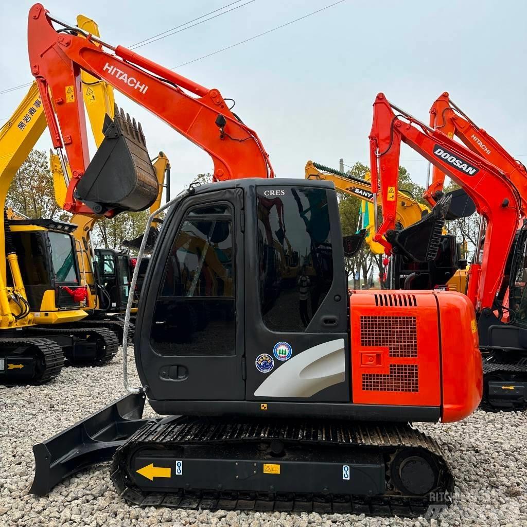 Hitachi ZX60 Мини екскаватори < 7 т
