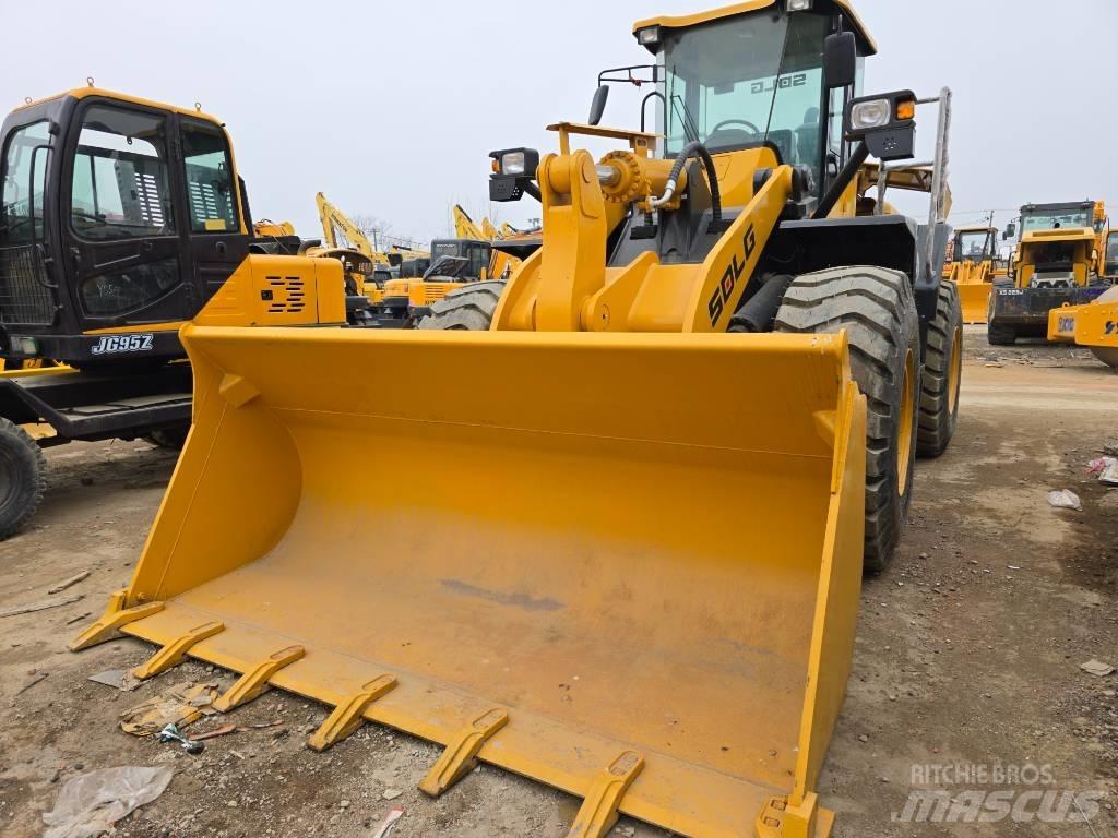 SDLG LG956L Колесни товарачи