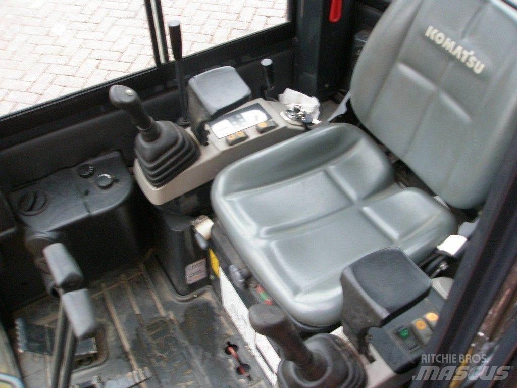Komatsu PC16R-3HS Мини екскаватори < 7 т