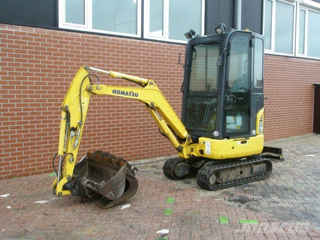 Komatsu PC16R-3HS Мини екскаватори < 7 т
