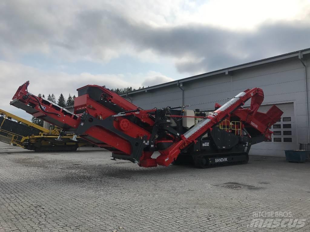 Sandvik QH 332 DDHS Мобилни трошачки
