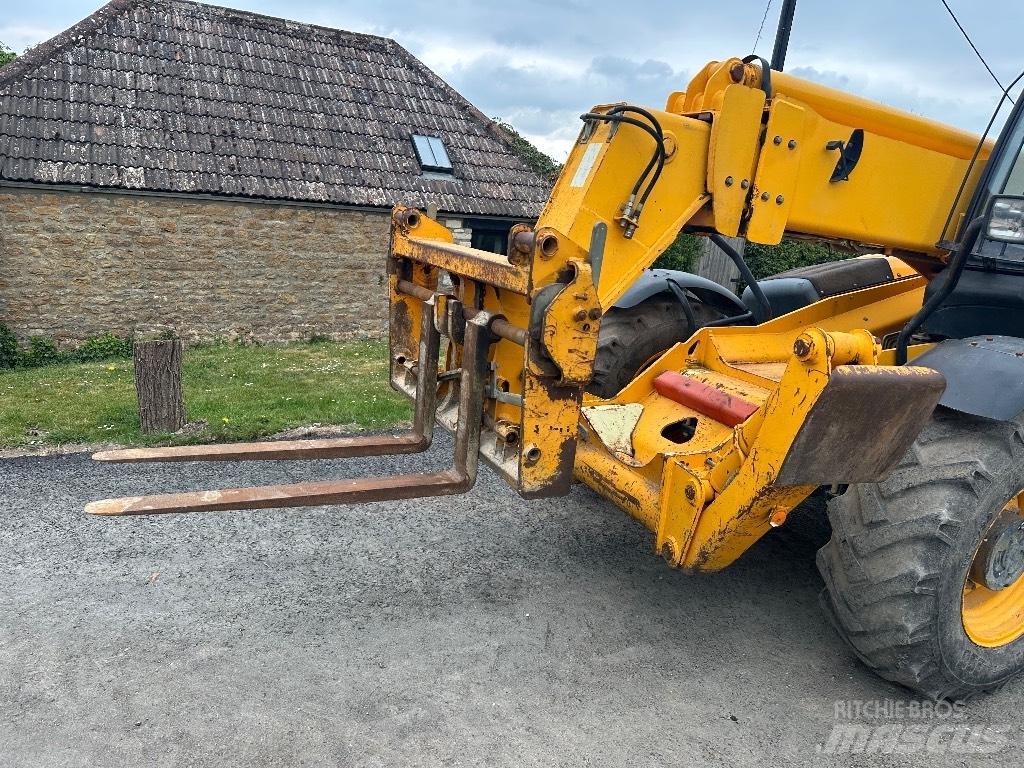 JCB 535-125 Телескопични товарачи