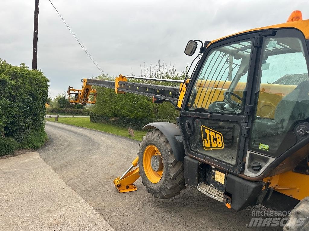 JCB 535-125 Телескопични товарачи