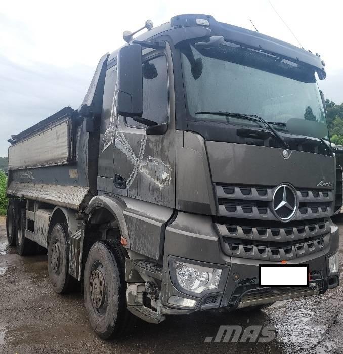 Mercedes-Benz 3951K Странични самосвали