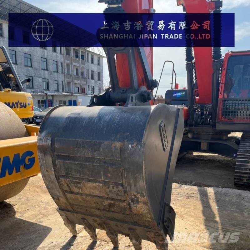 Doosan DX 225 Верижен екскаватор