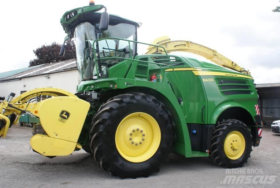 John Deere 8400 T Самоходни фуражири