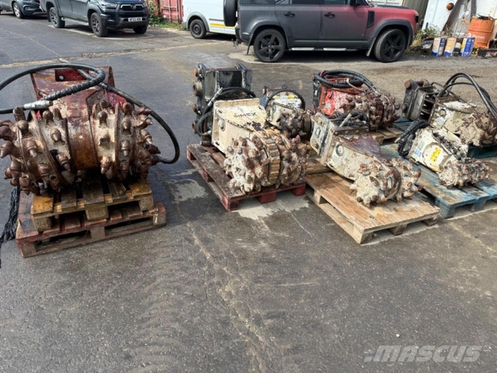 Simex TF100 Изкопни машини