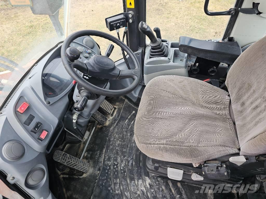 Hitachi ZW180-6 Колесни товарачи