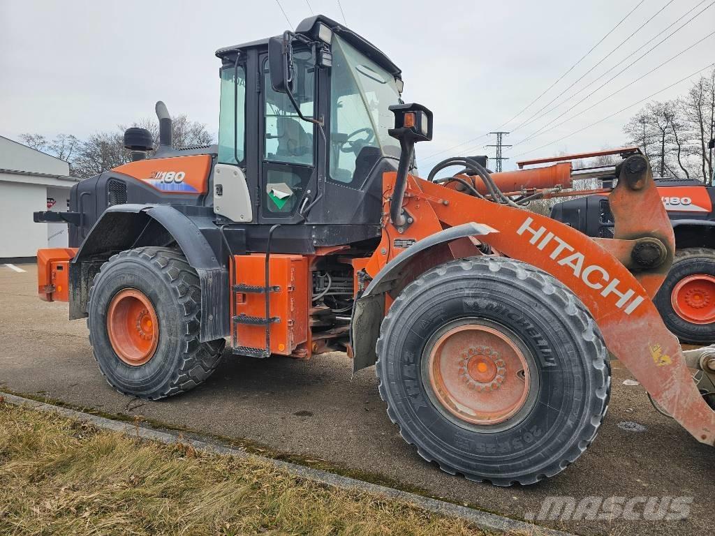 Hitachi ZW180-6 Колесни товарачи