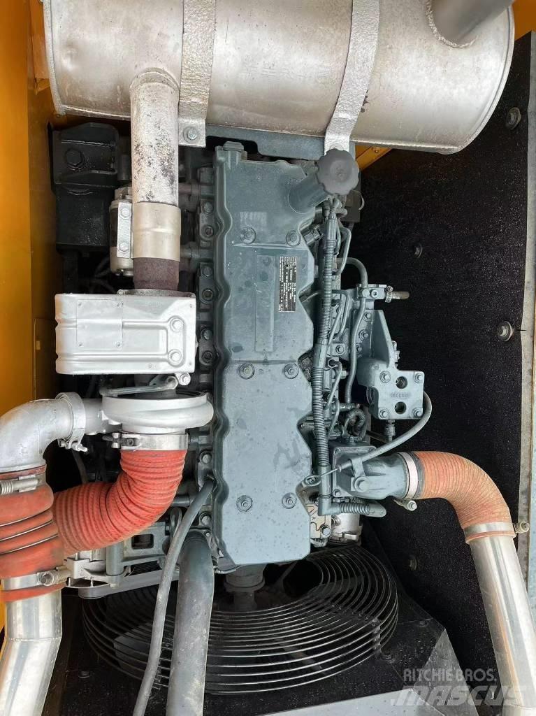 Hyundai R220LC-9S Верижен екскаватор