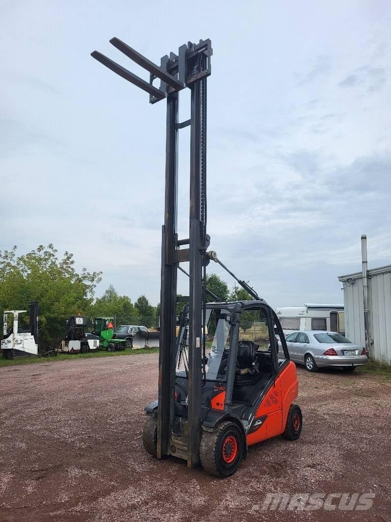 Linde H30D-02 EVO Дизелови камиони