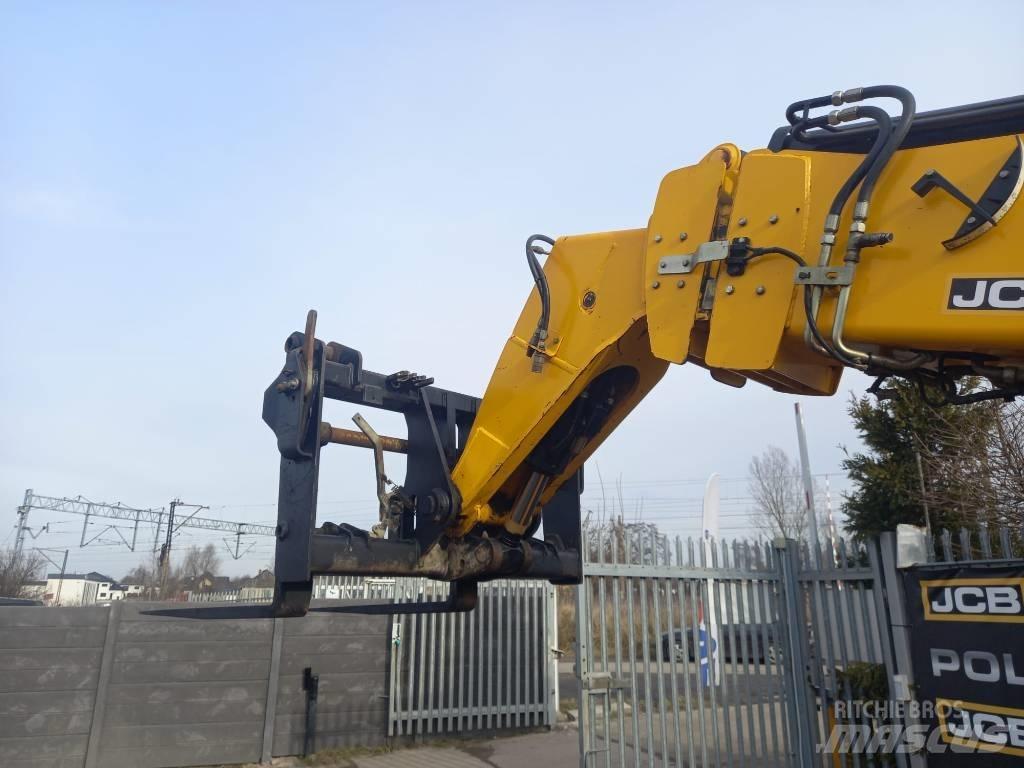 JCB 535-125 Телескопични товарачи