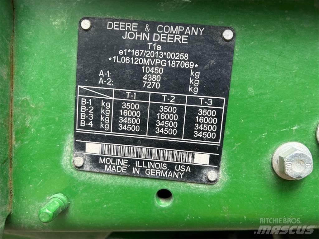 John Deere 6120M Трактори