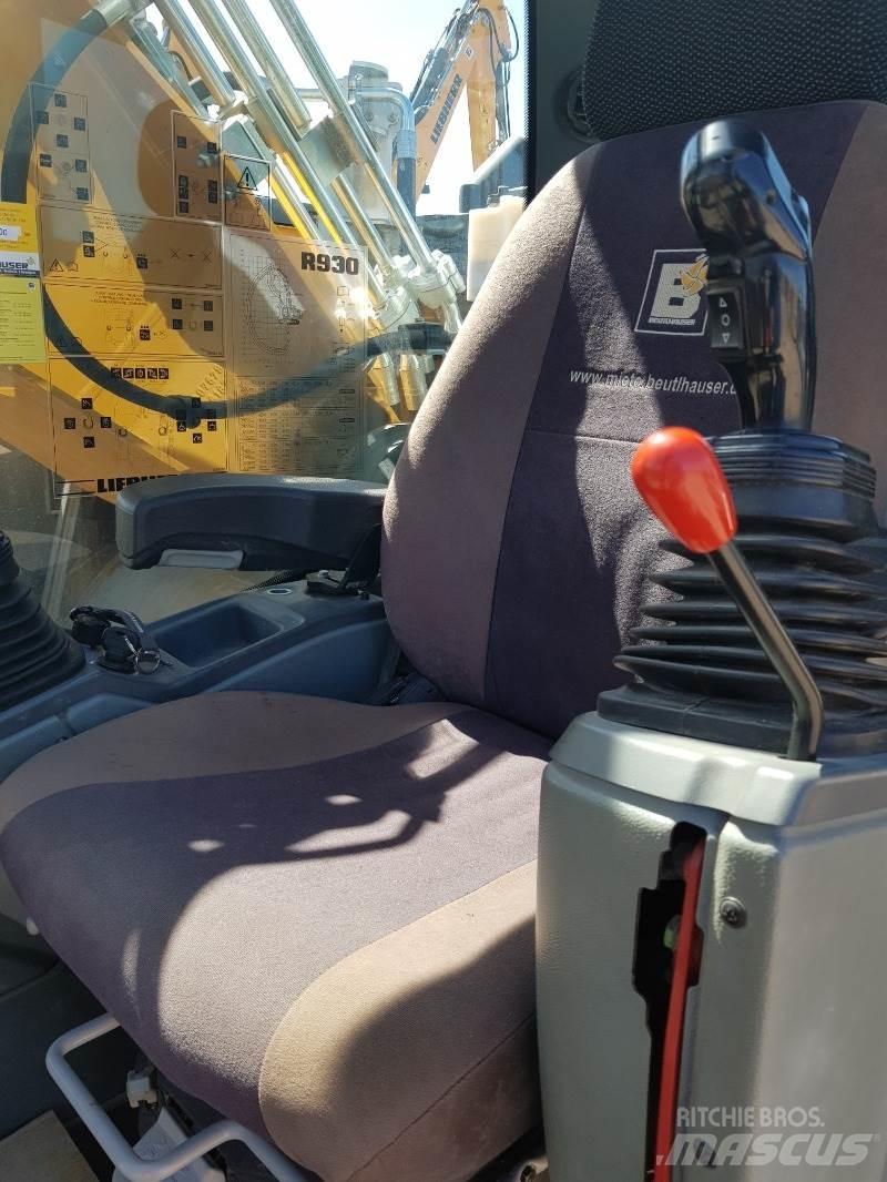 Liebherr R930 Верижен екскаватор