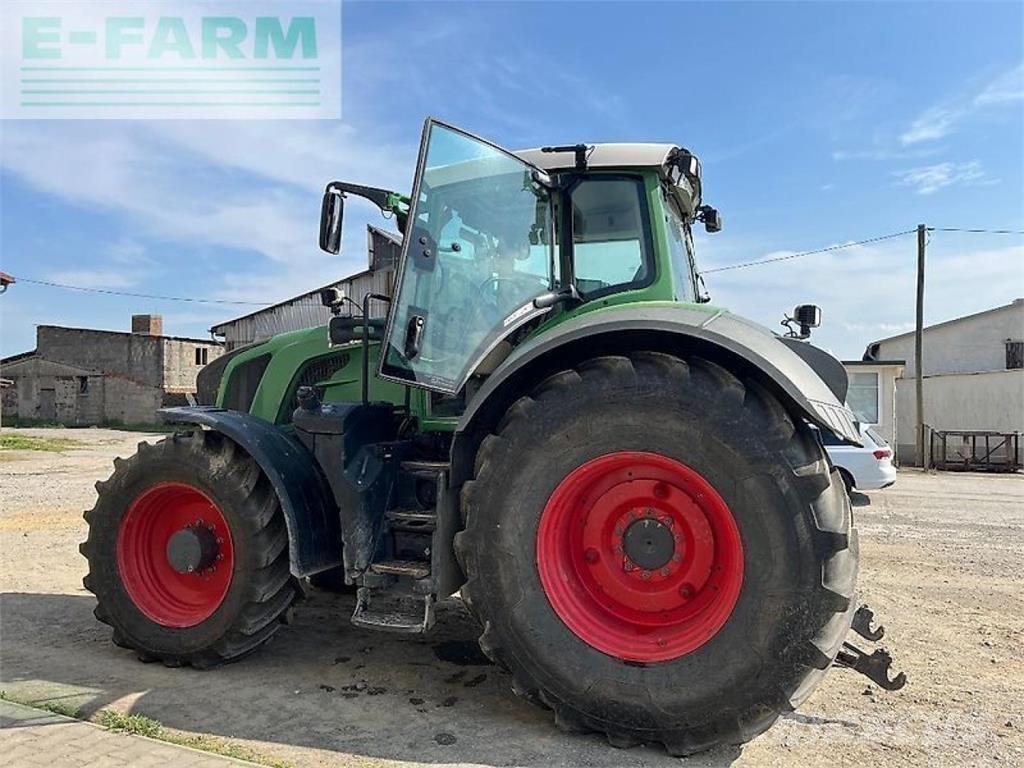 Fendt 826 vario Трактори