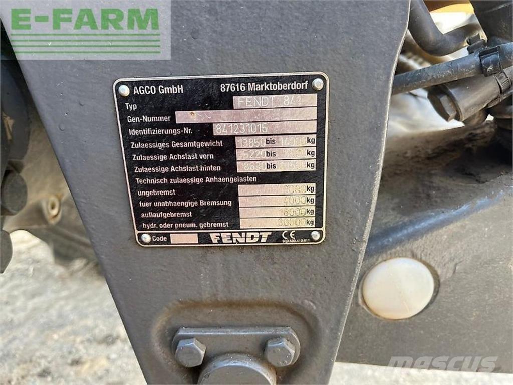 Fendt 826 vario Трактори