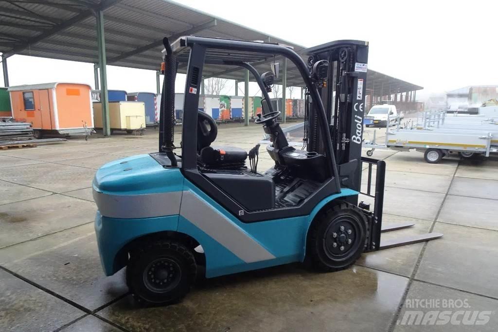 Baoli KBD25 Diesel . Вилични кари-повдигачи - други
