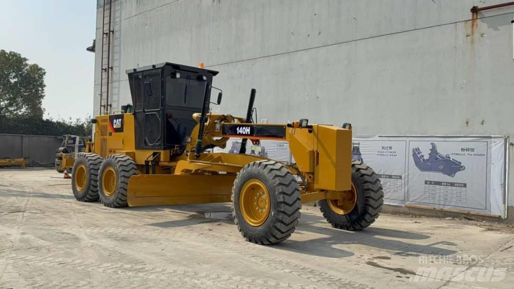 CAT 140H Грейдери