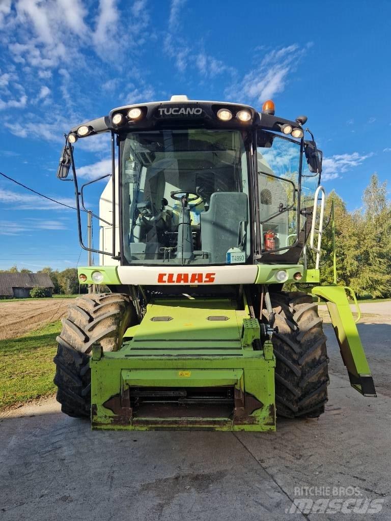 CLAAS Tucano 320 Комбайни