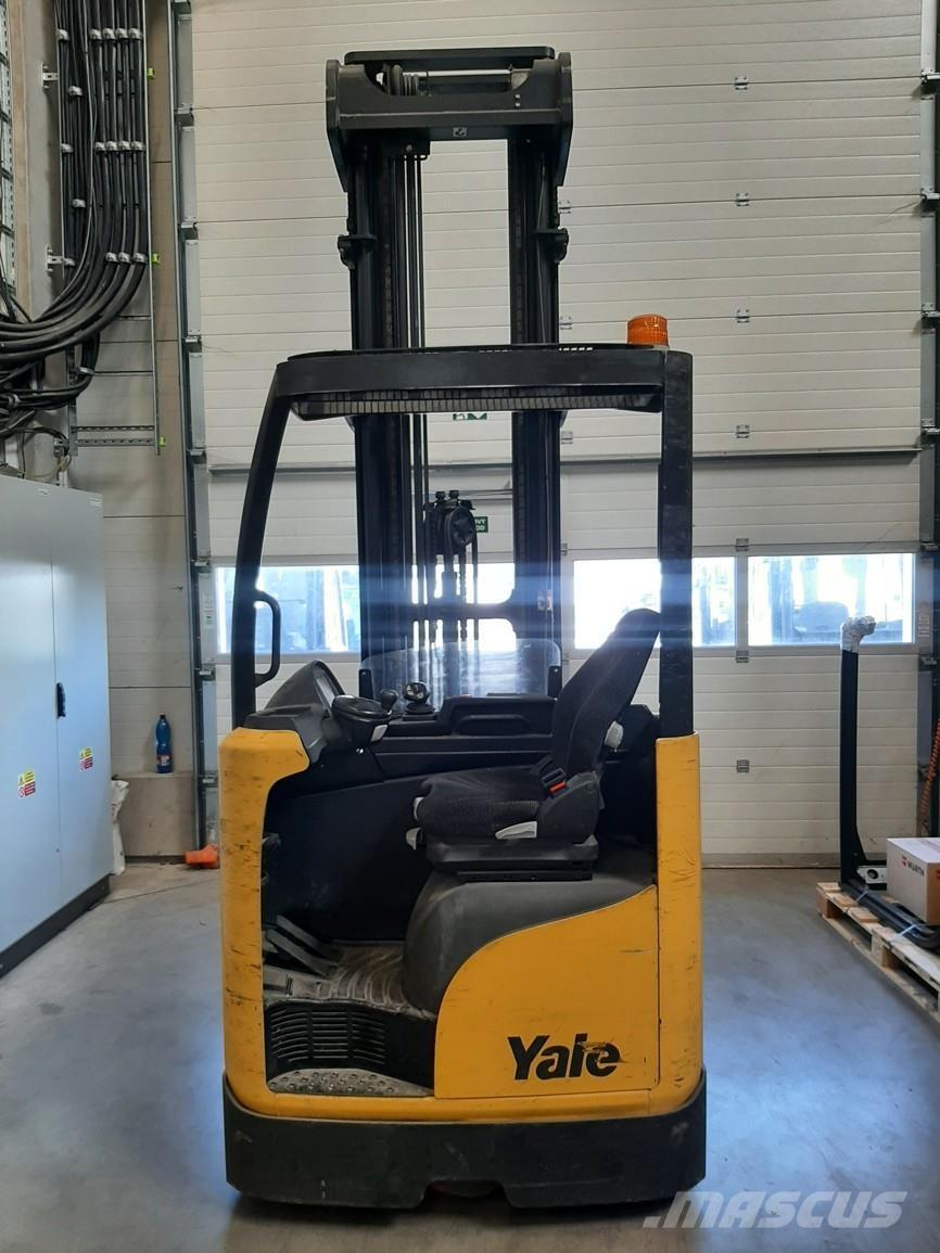 Yale MR14 Ретрак/ Високоповдигач с изместване на вилката напред