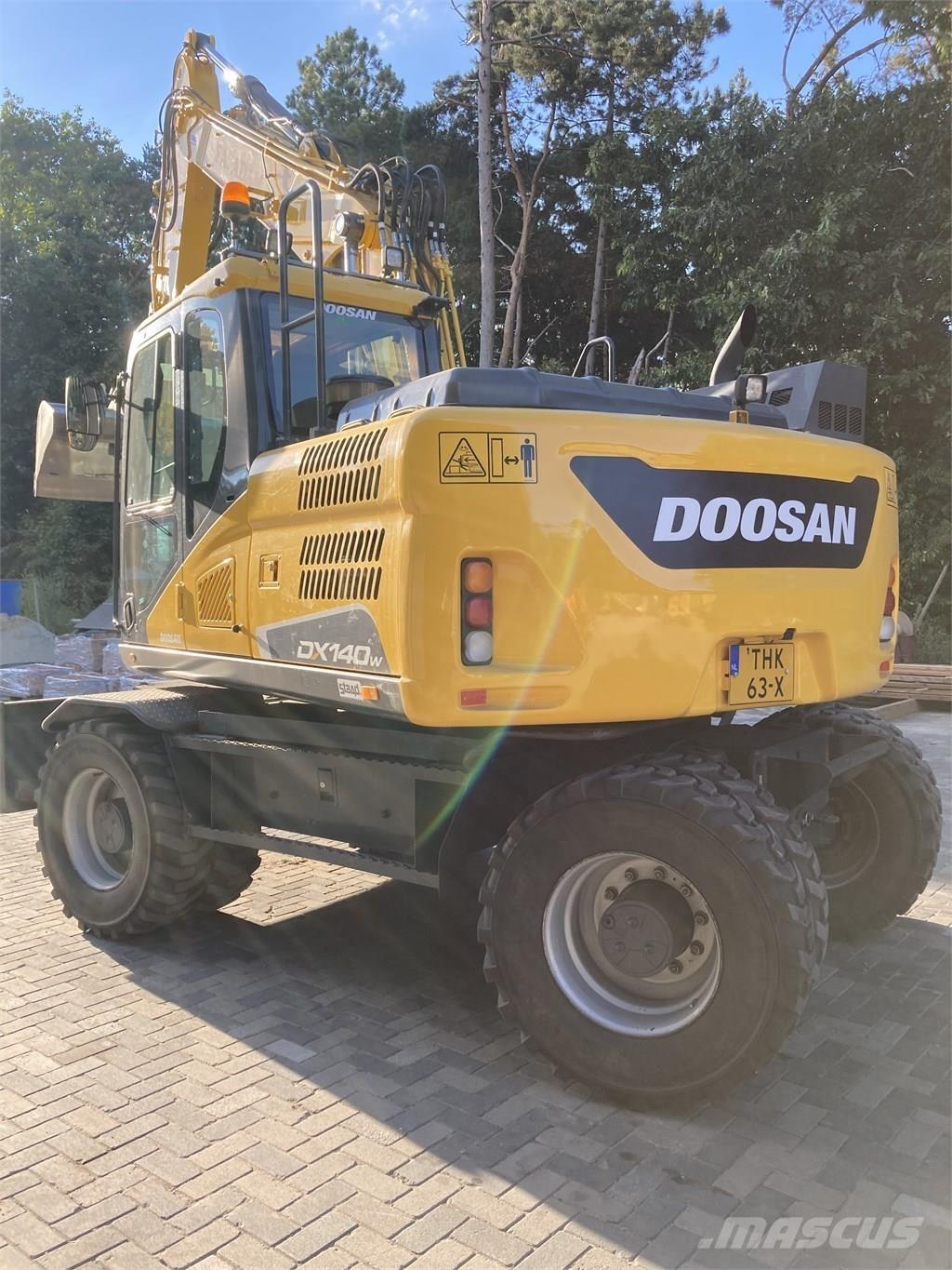 Doosan DX140W-5 Колесни екскаватори