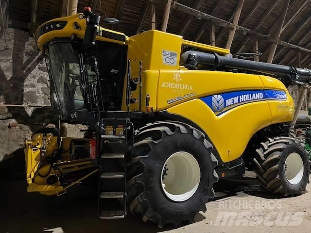 New Holland CR10.90 Комбайни