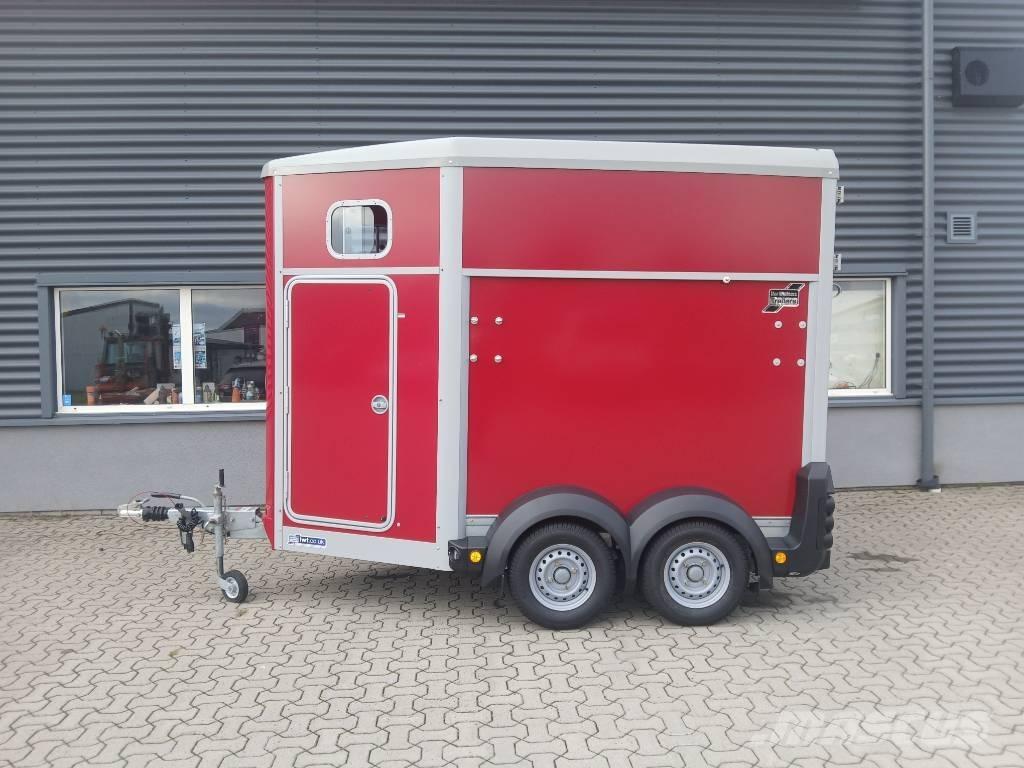 Ifor Williams HB403 Ремаркета за превоз на животни