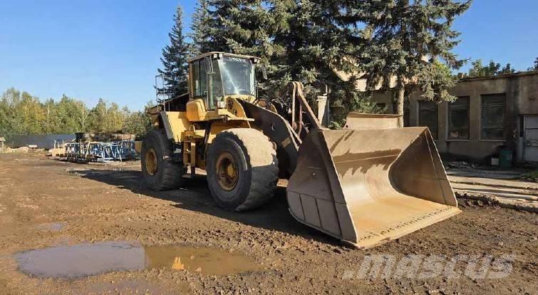 Volvo L 220 F Колесни товарачи