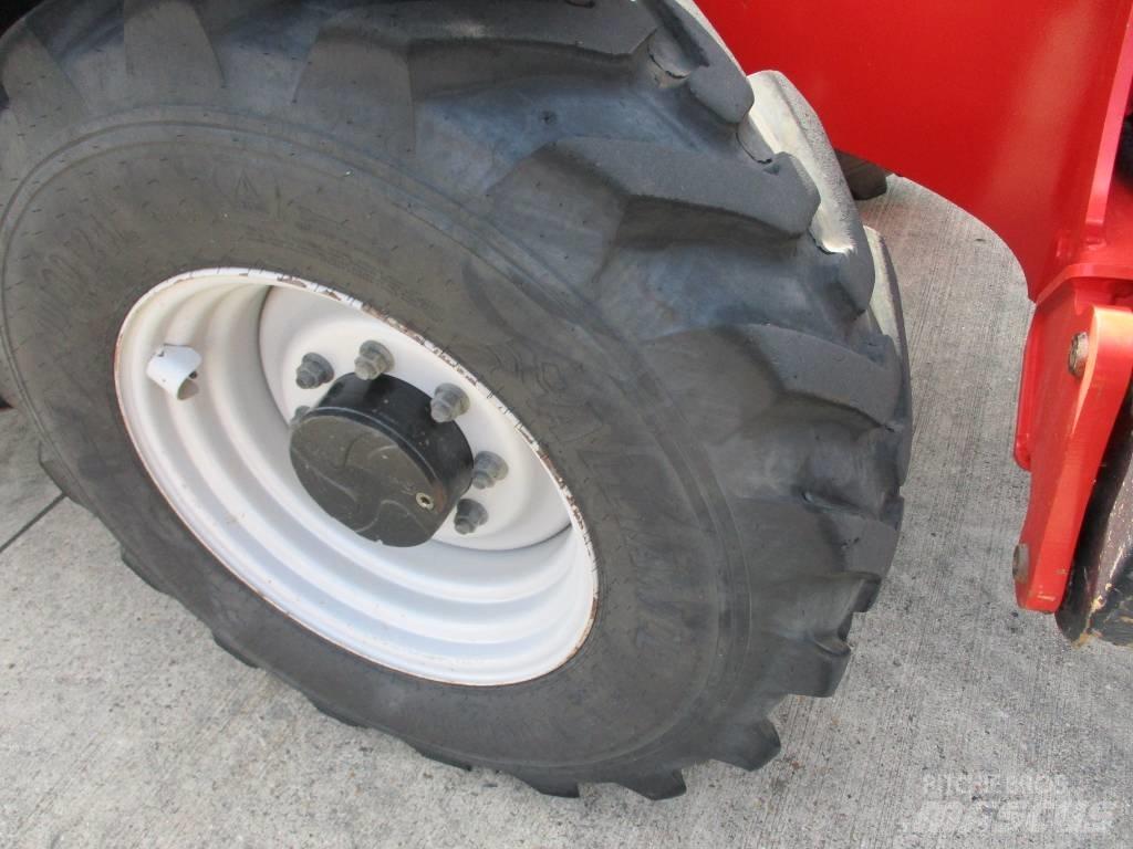Manitou MT 1440 (869) Телескопични товарачи