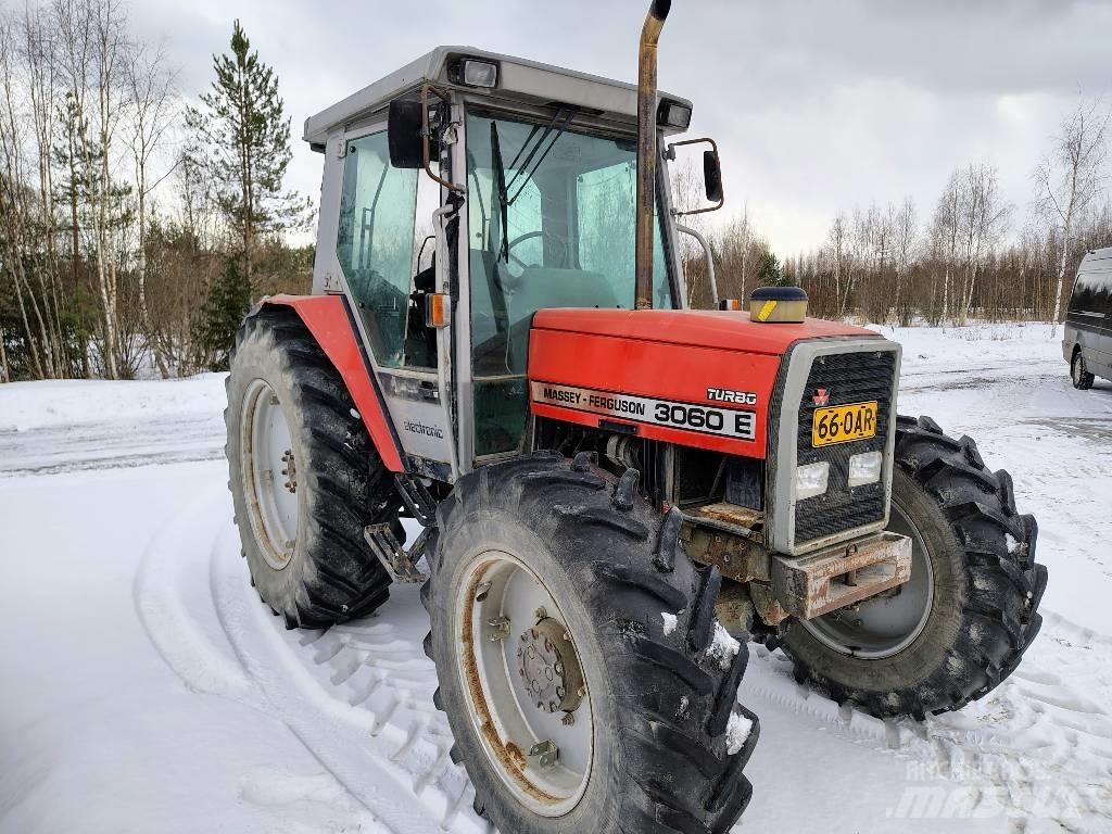 Massey Ferguson 3060 Трактори