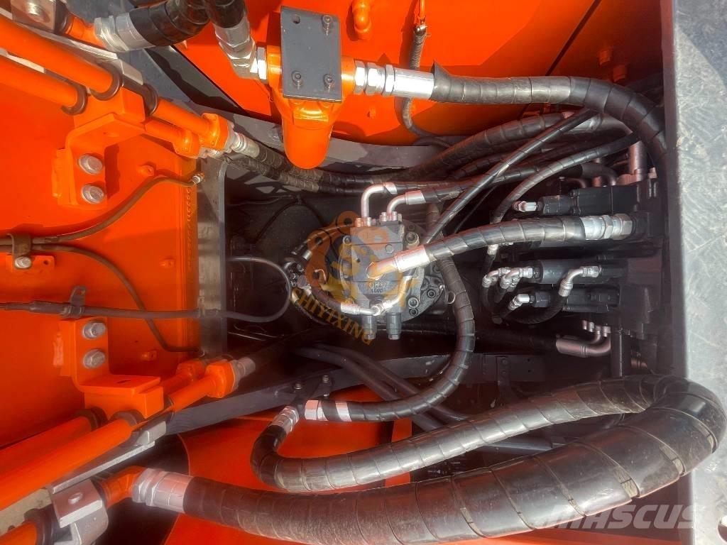Doosan DX 300 Верижен екскаватор