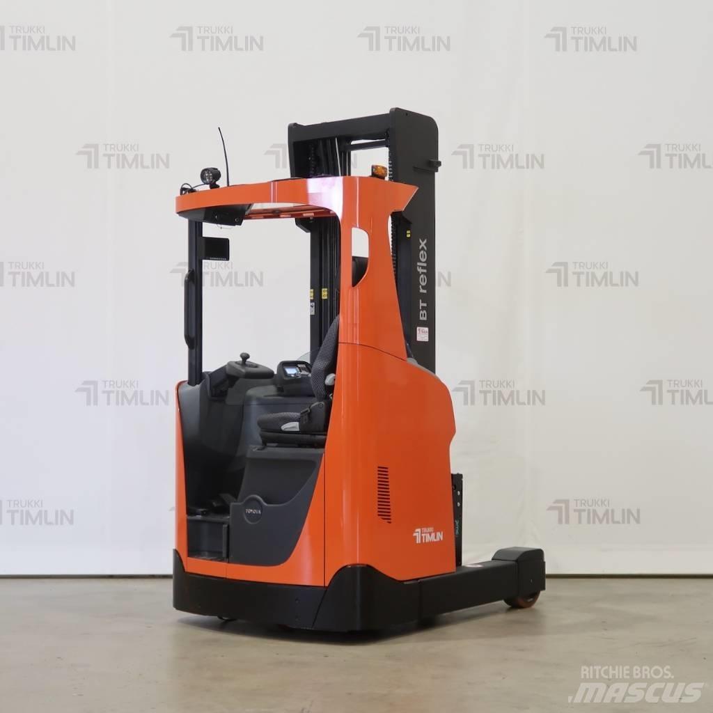 Toyota RRE160H Ретрак/ Високоповдигач с изместване на вилката напред