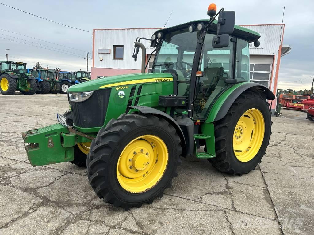 John Deere 5090 M Трактори