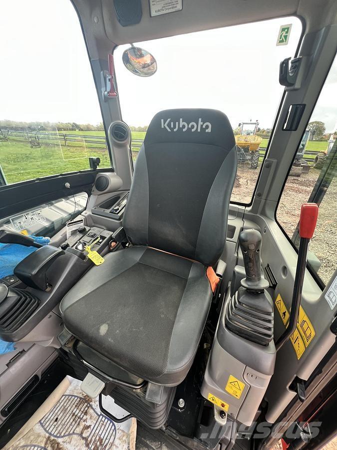 Kubota U56-5 Специални екскаватори