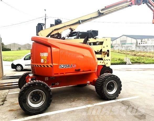 JLG 520 AJ Съчленени стрелови подемници