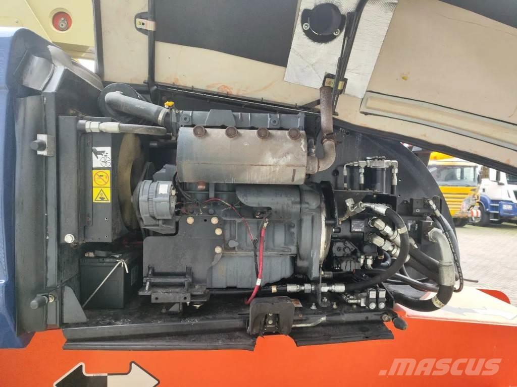 JLG 860 SJ Телескопични повдигачи
