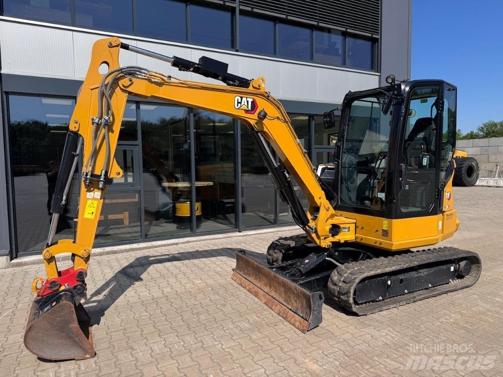 CAT 304 CR Мини екскаватори < 7 т