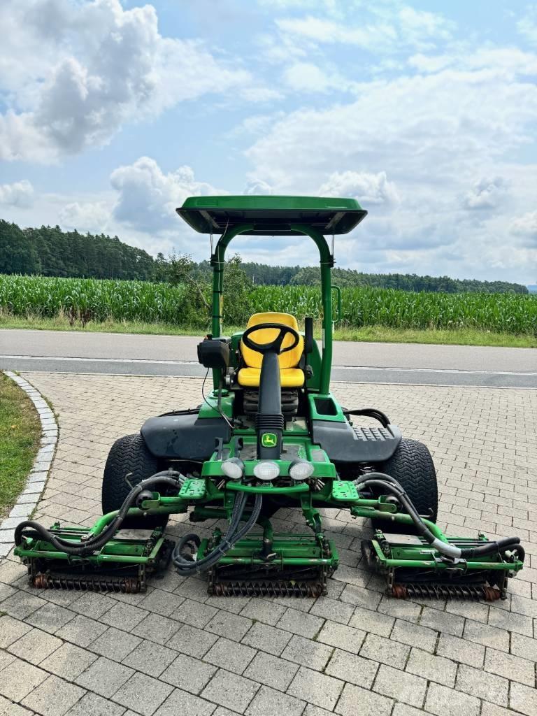 John Deere 8700 A Косачки за Fairway