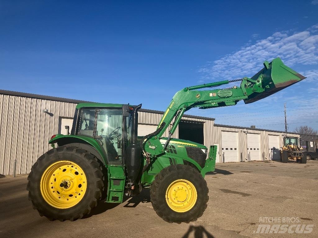 John Deere 6155 M Трактори