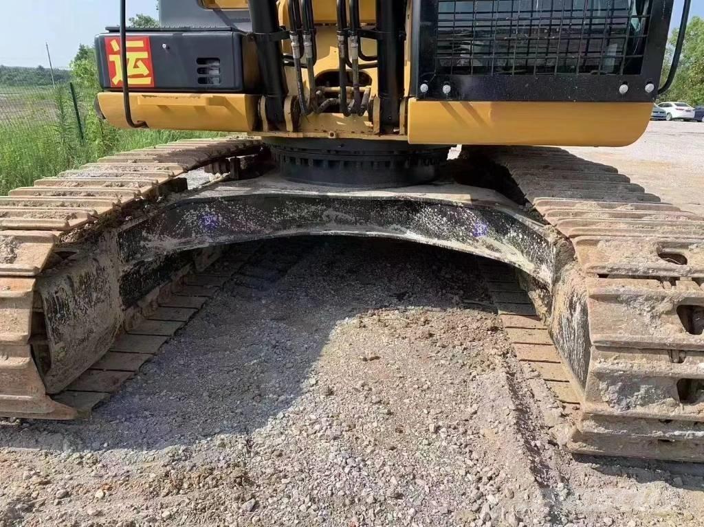 CAT 323 D Верижен екскаватор