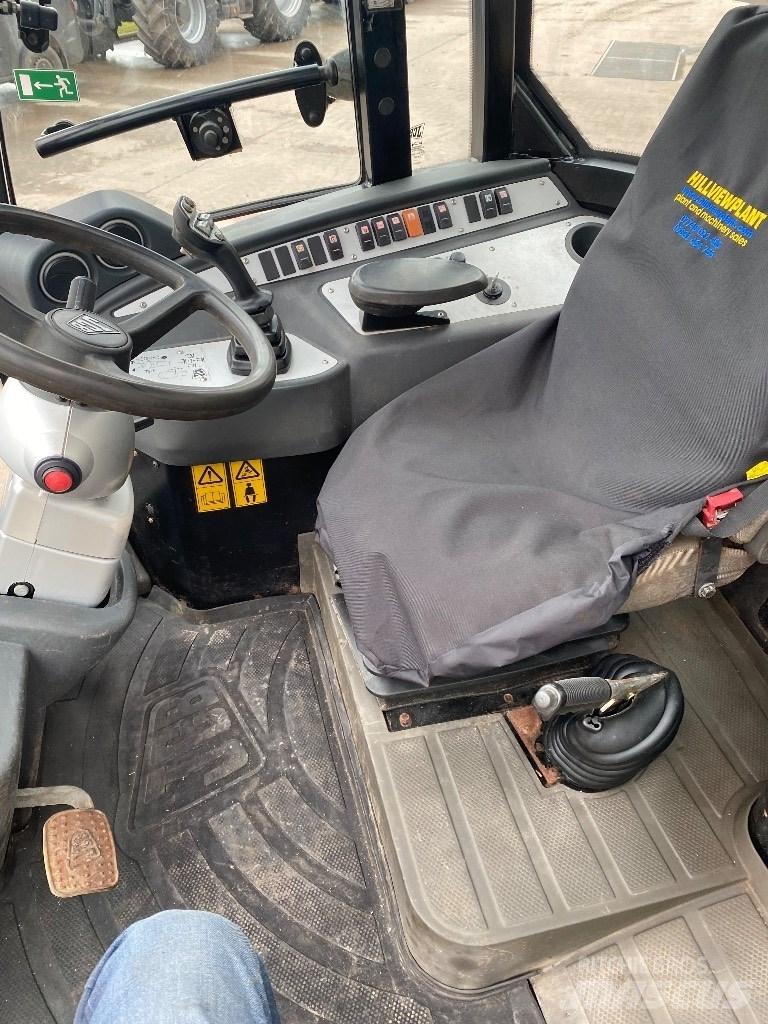 JCB TM 220 Телескопични товарачи за селското стопанство