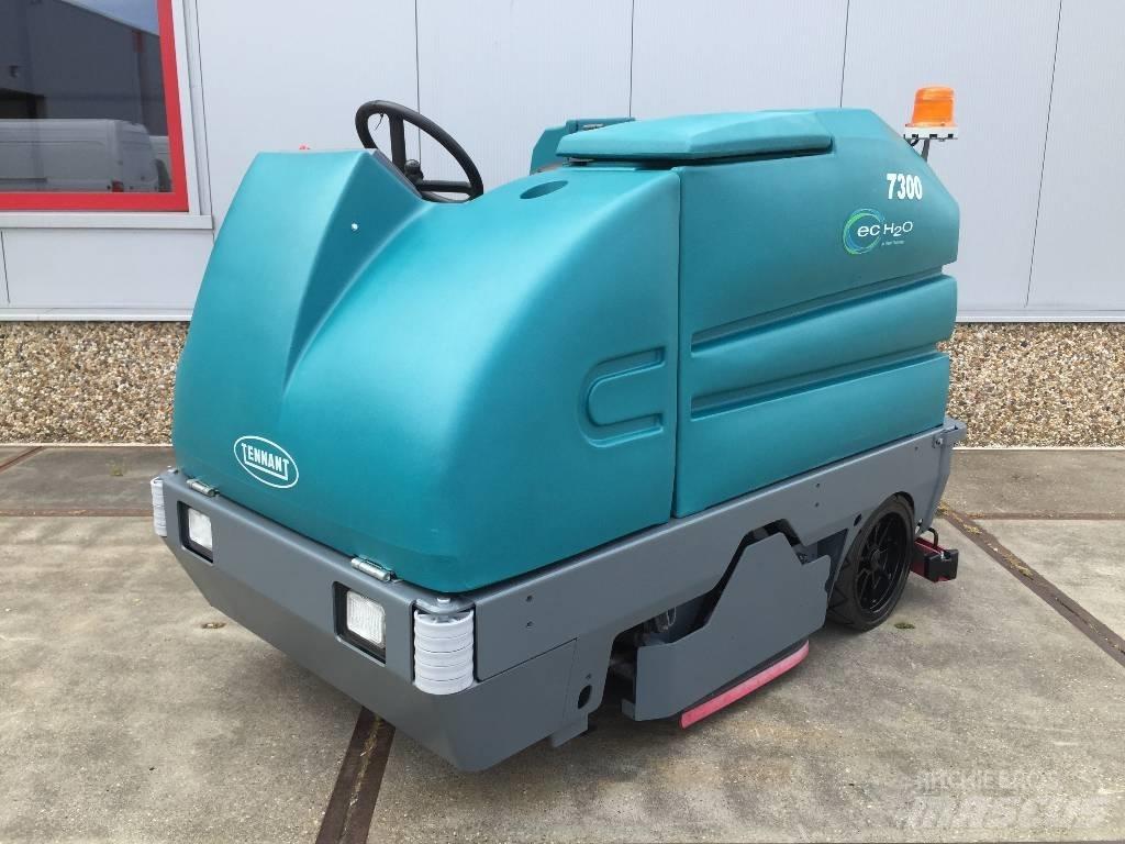 Tennant 7300 Автоматични метачки с четки
