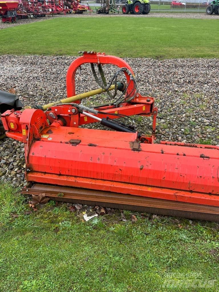 Maschio Giraffa 210 Стъблорезачки