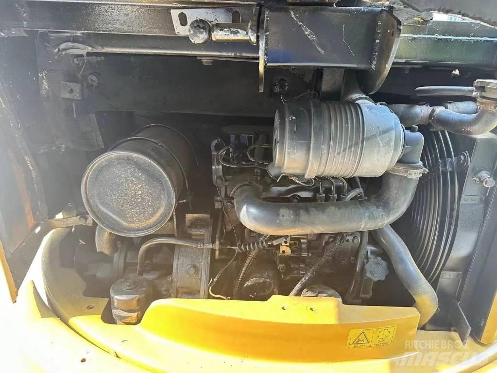 CAT 303CR Верижен екскаватор
